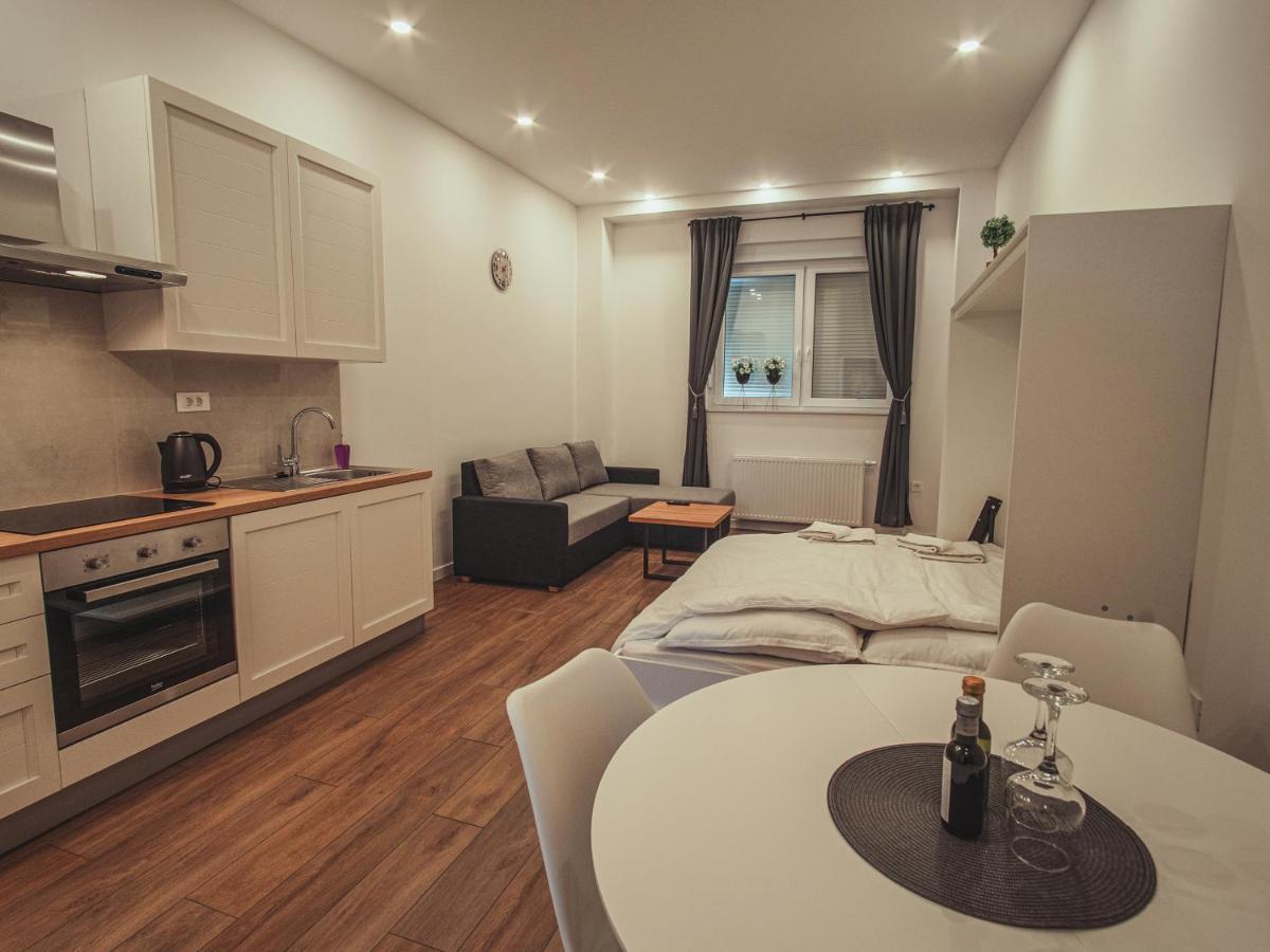 Apartmani Infinity Osijek Luaran gambar