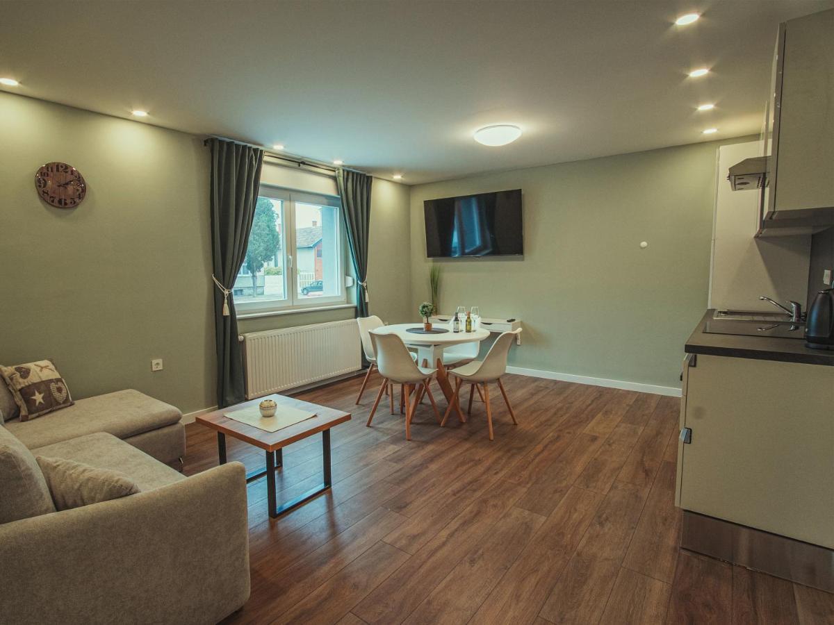 Apartmani Infinity Osijek Luaran gambar