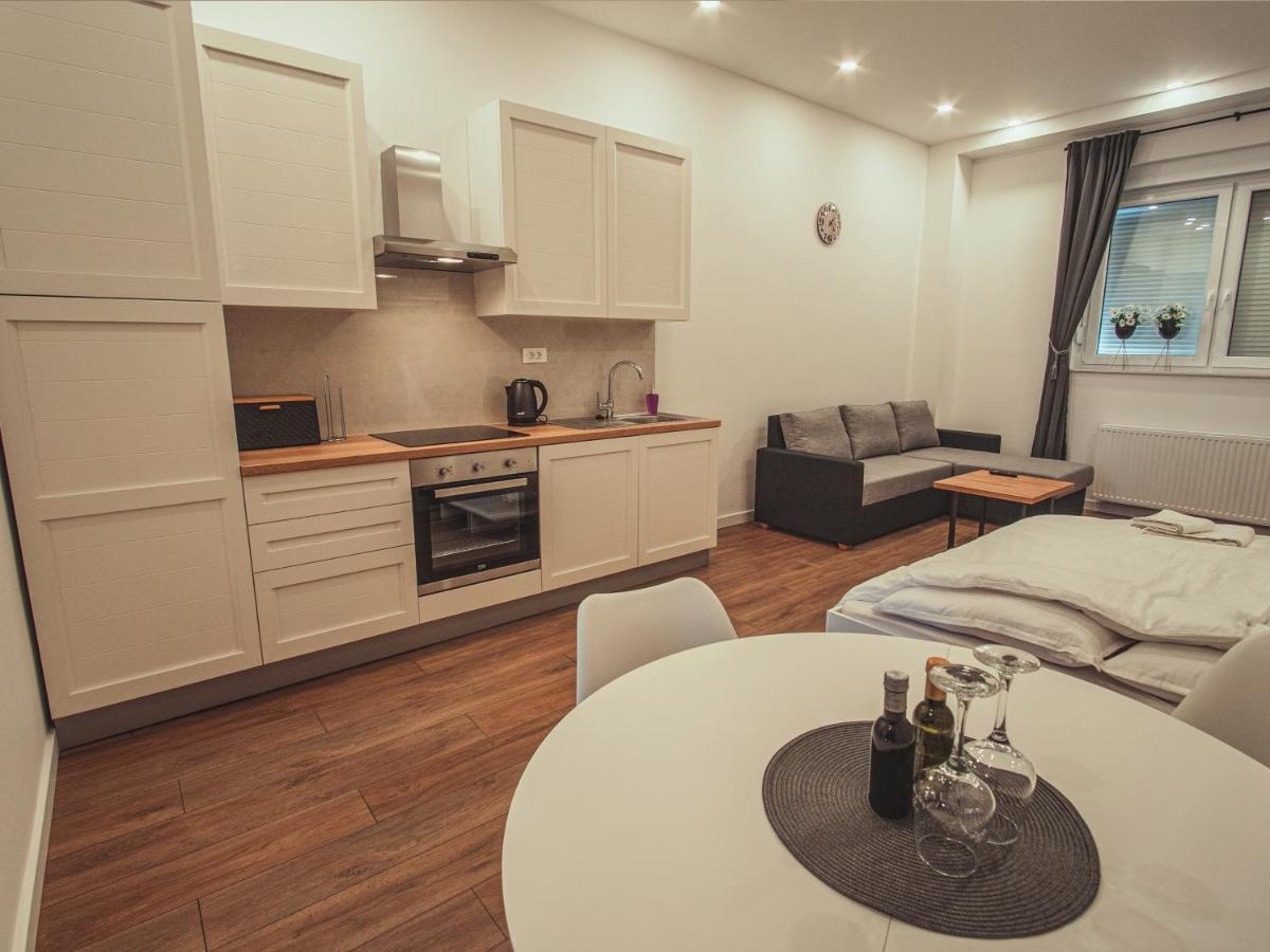 Apartmani Infinity Osijek Luaran gambar