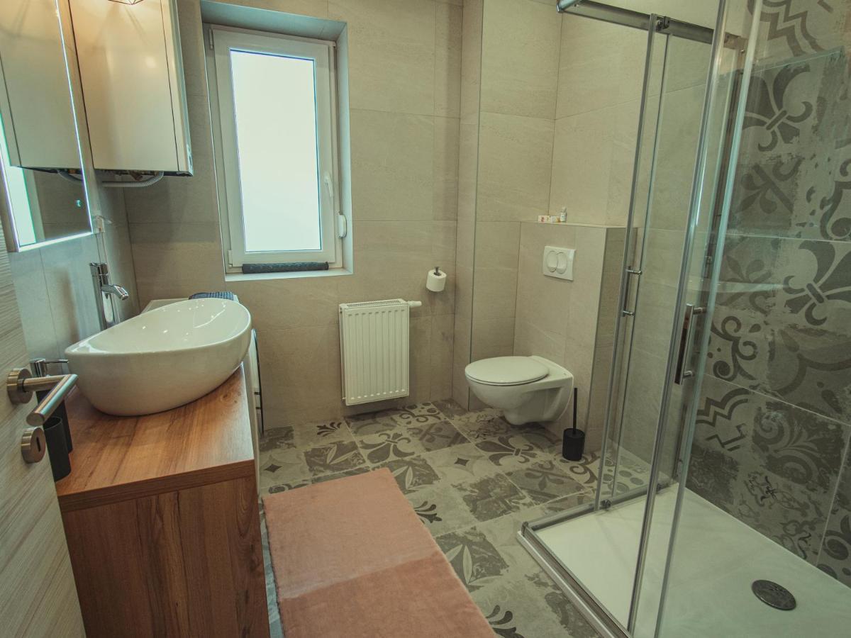 Apartmani Infinity Osijek Luaran gambar