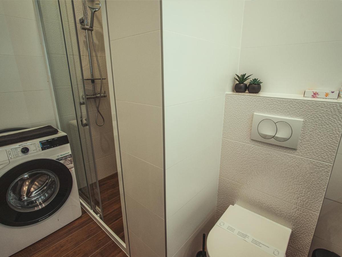 Apartmani Infinity Osijek Luaran gambar