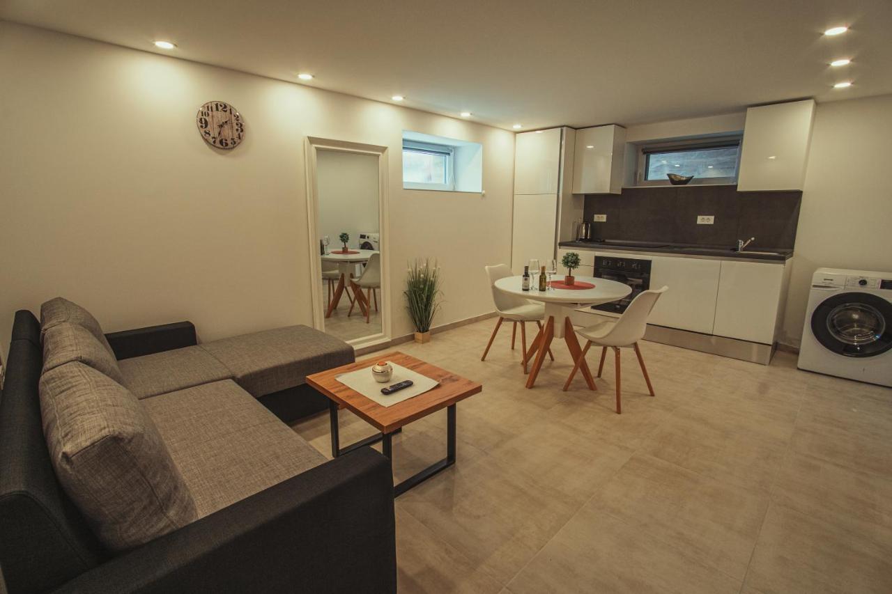 Apartmani Infinity Osijek Luaran gambar