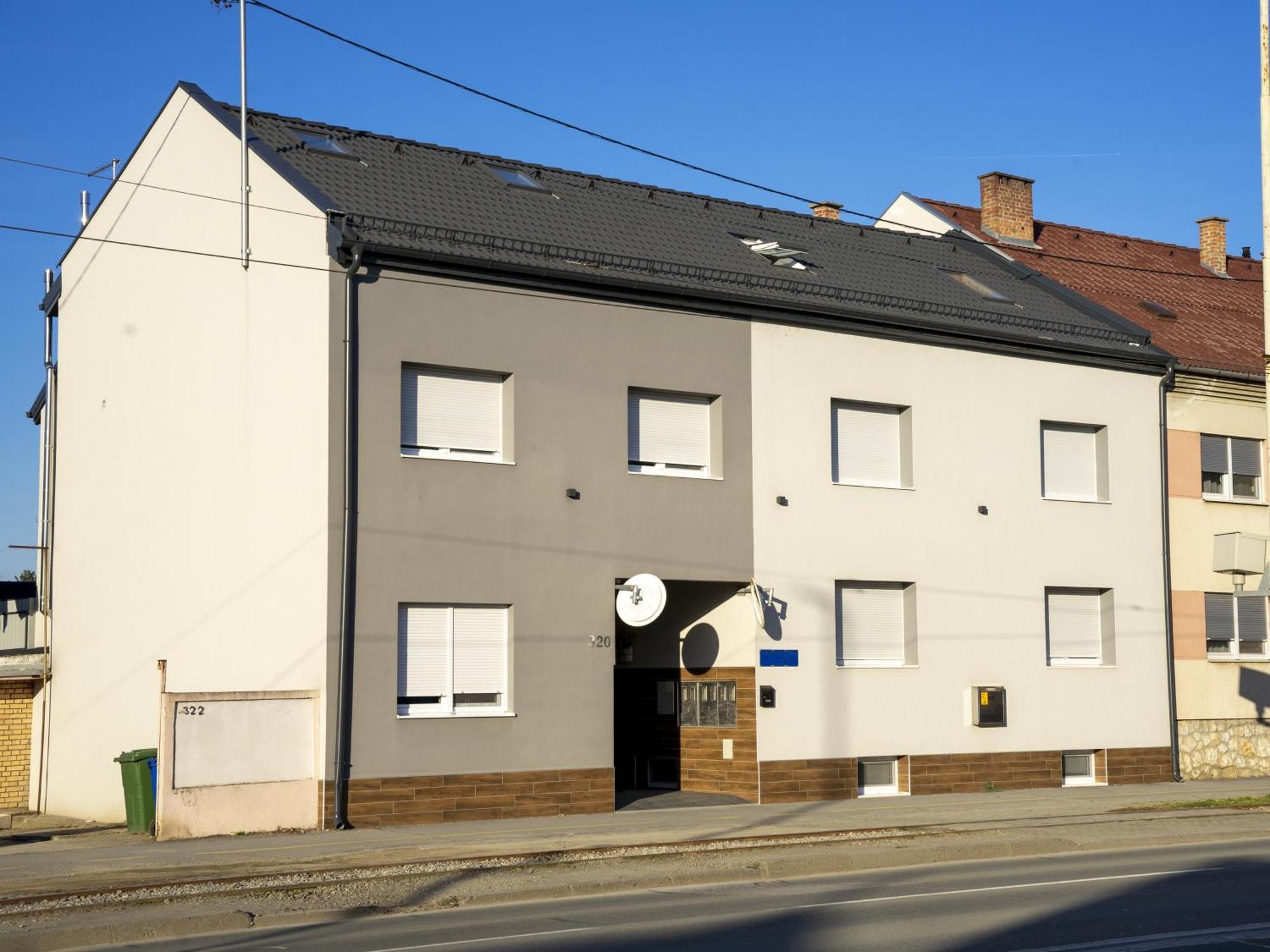 Apartmani Infinity Osijek Luaran gambar